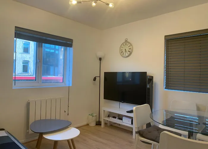 Bethnal Green/Brick Lane 2 Bedroom Apartment
