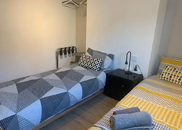 Bethnal Green/Brick Lane 2 Bedroom Apartment